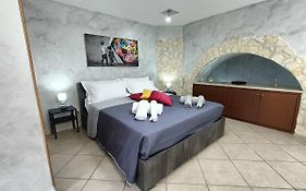 Scotti House